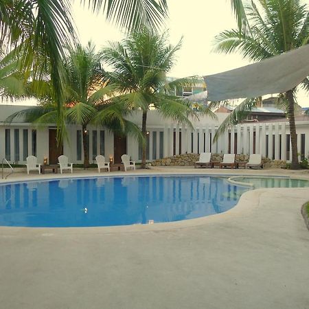 Urban Sands Hotel Iloilo Dış mekan fotoğraf