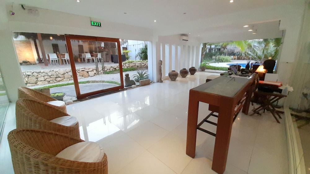 Urban Sands Hotel Iloilo Dış mekan fotoğraf